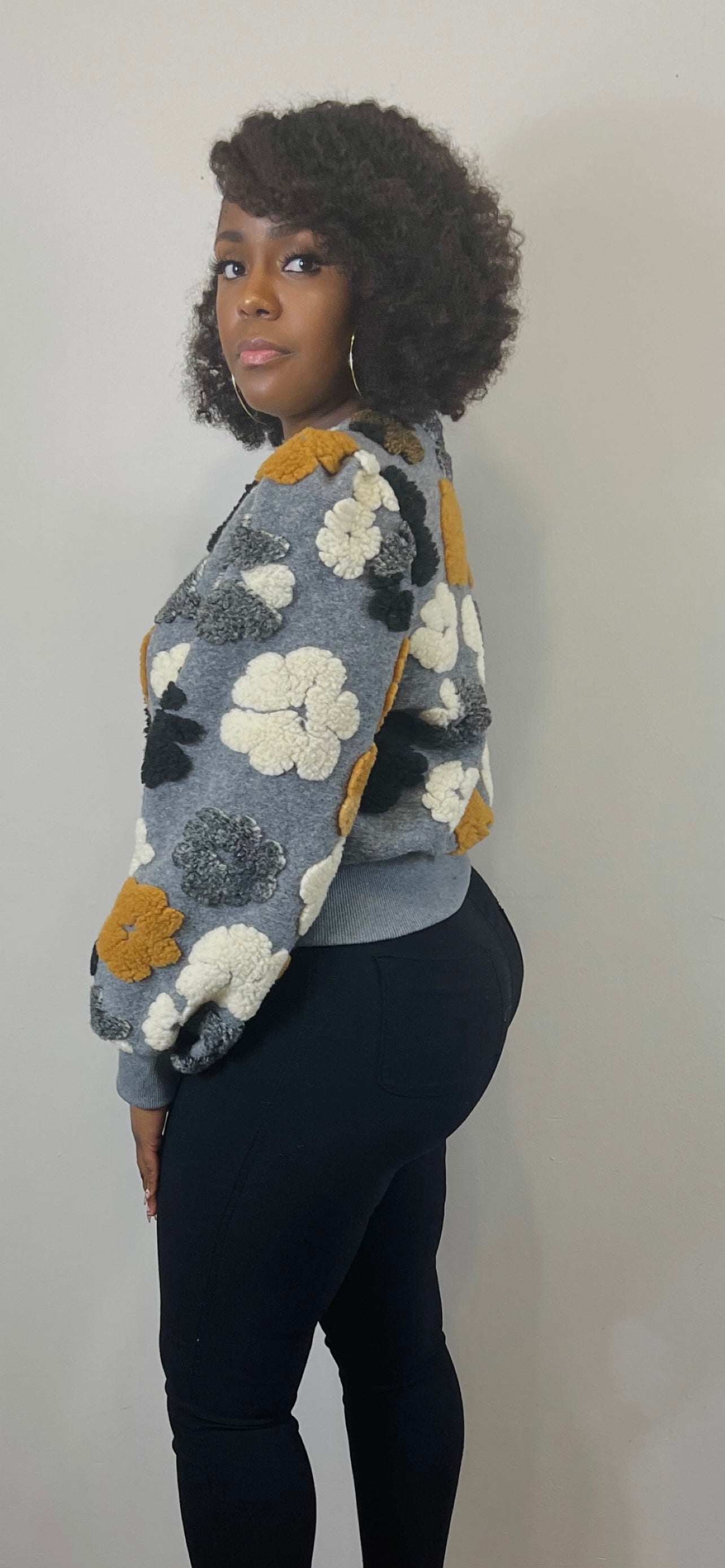 Flower Love Sweater (Gray)